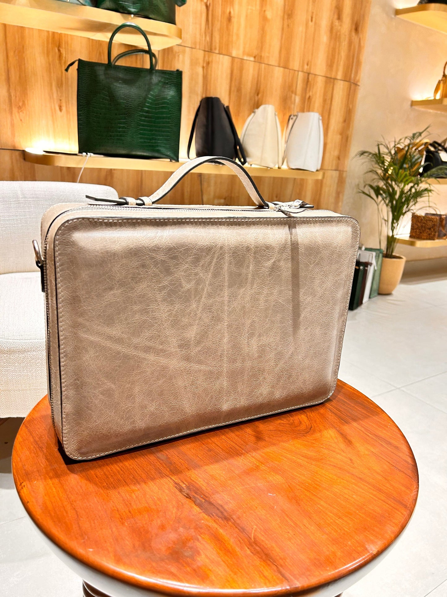 Briefcase - Shoulder & Handbag